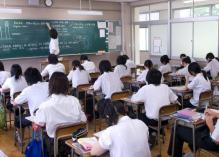 teaching-children-in-Japan1